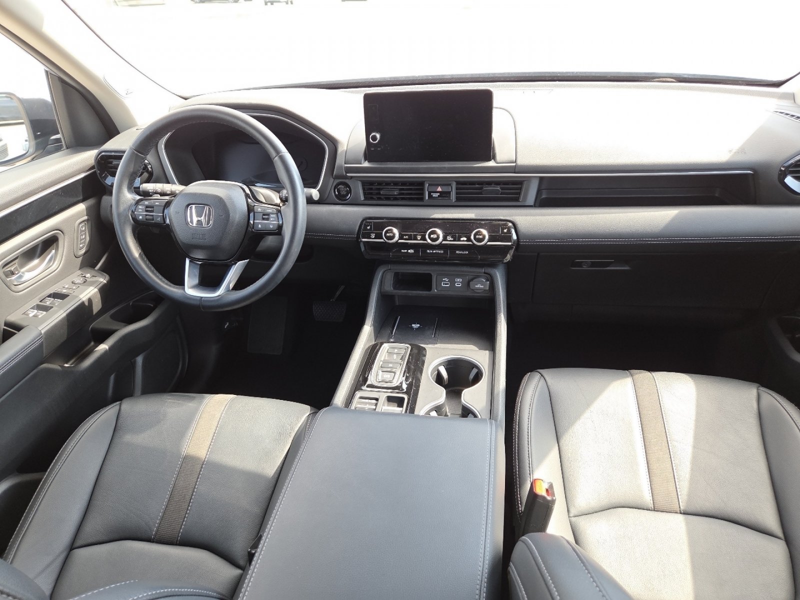 Used 2024 Honda Pilot Touring image 24