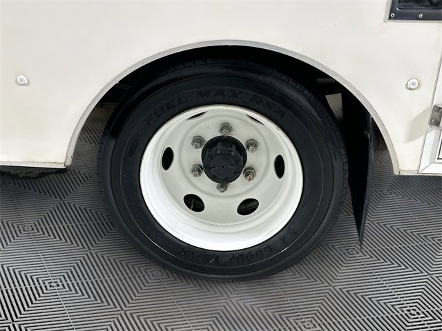 Used 2024 Isuzu NPR image 24