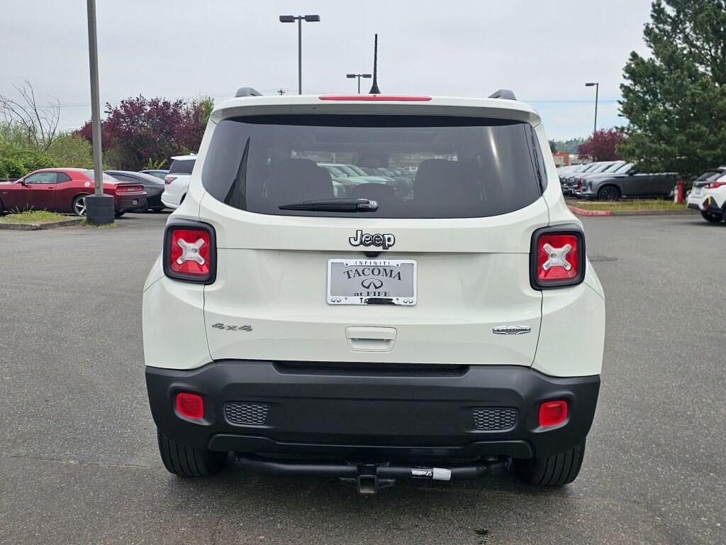 Used 2021 Jeep Renegade Latitude w/ Sun & Sound Group AWD/4WD image 6