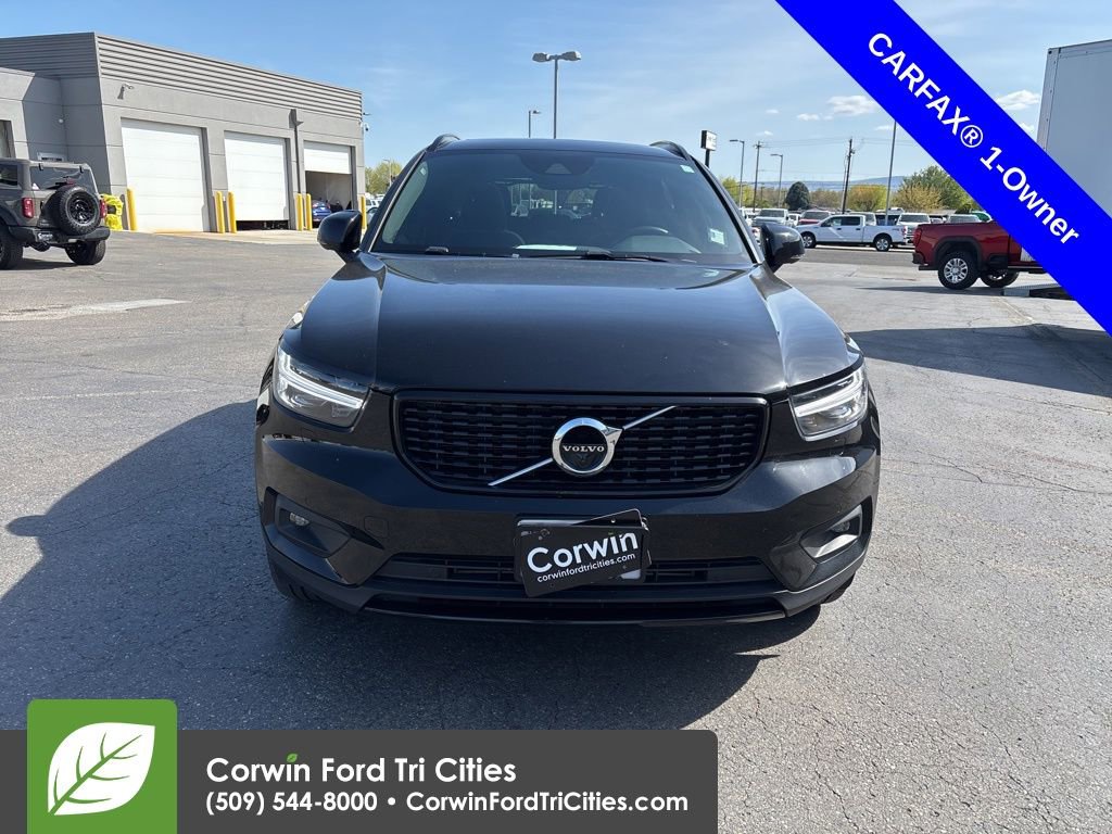Used 2021 Volvo XC40 T5 R-Design image 8