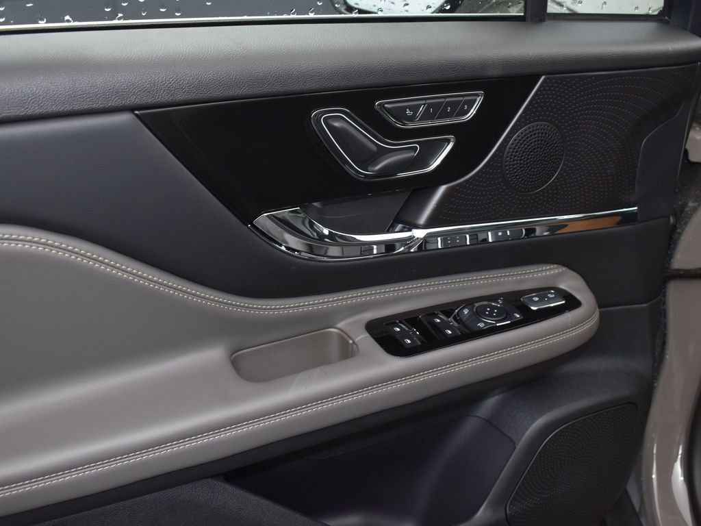 New 2025 Lincoln Corsair Grand Touring w/ Equipment Group 301A image 10