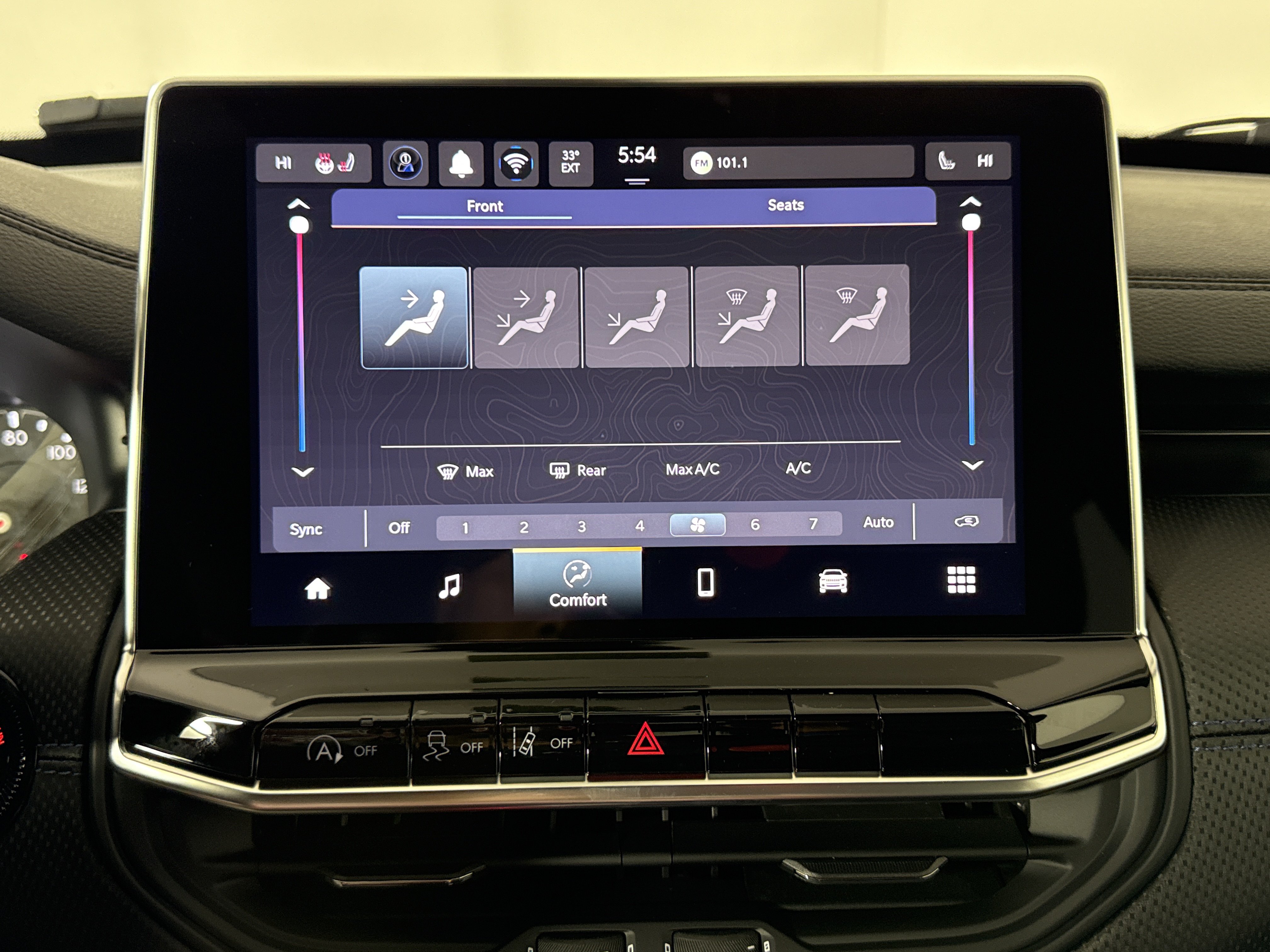 New 2026 Jeep Compass Latitude AWD/4WD image 22