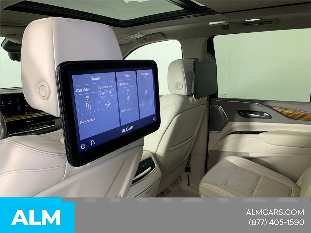 Used 2021 Cadillac Escalade Premium Luxury Platinum image 32