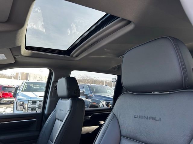 New 2026 GMC Sierra 2500 Denali w/ Denali Reserve Package image 26