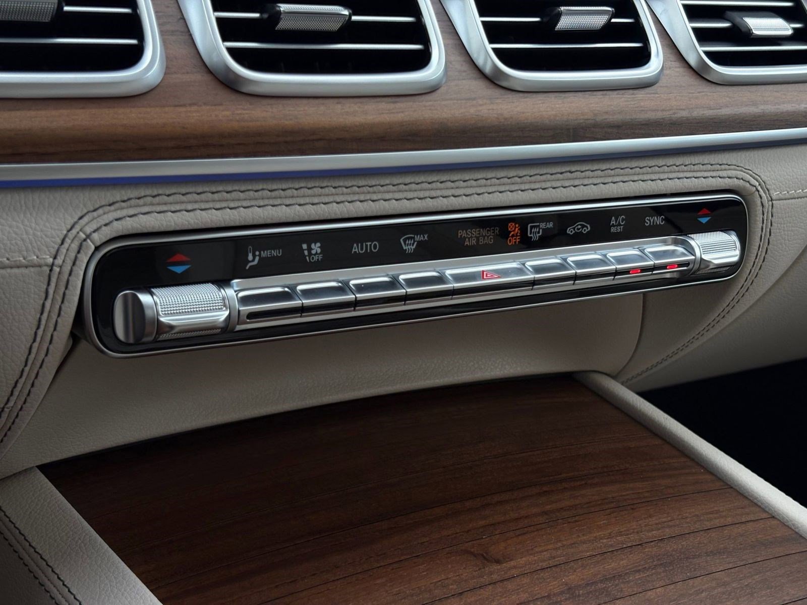 New 2026 Mercedes-Benz GLS 580 4MATIC image 22