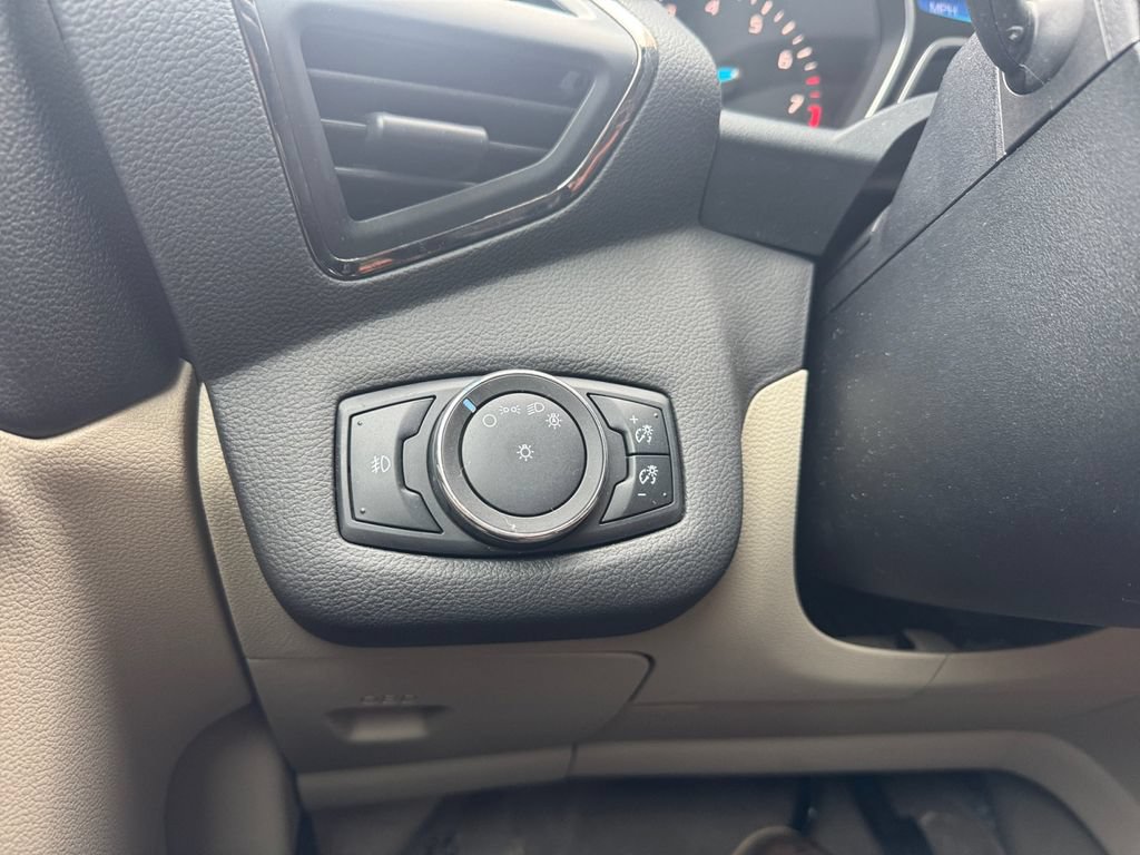 Used 2014 Ford Escape Titanium FWD image 28