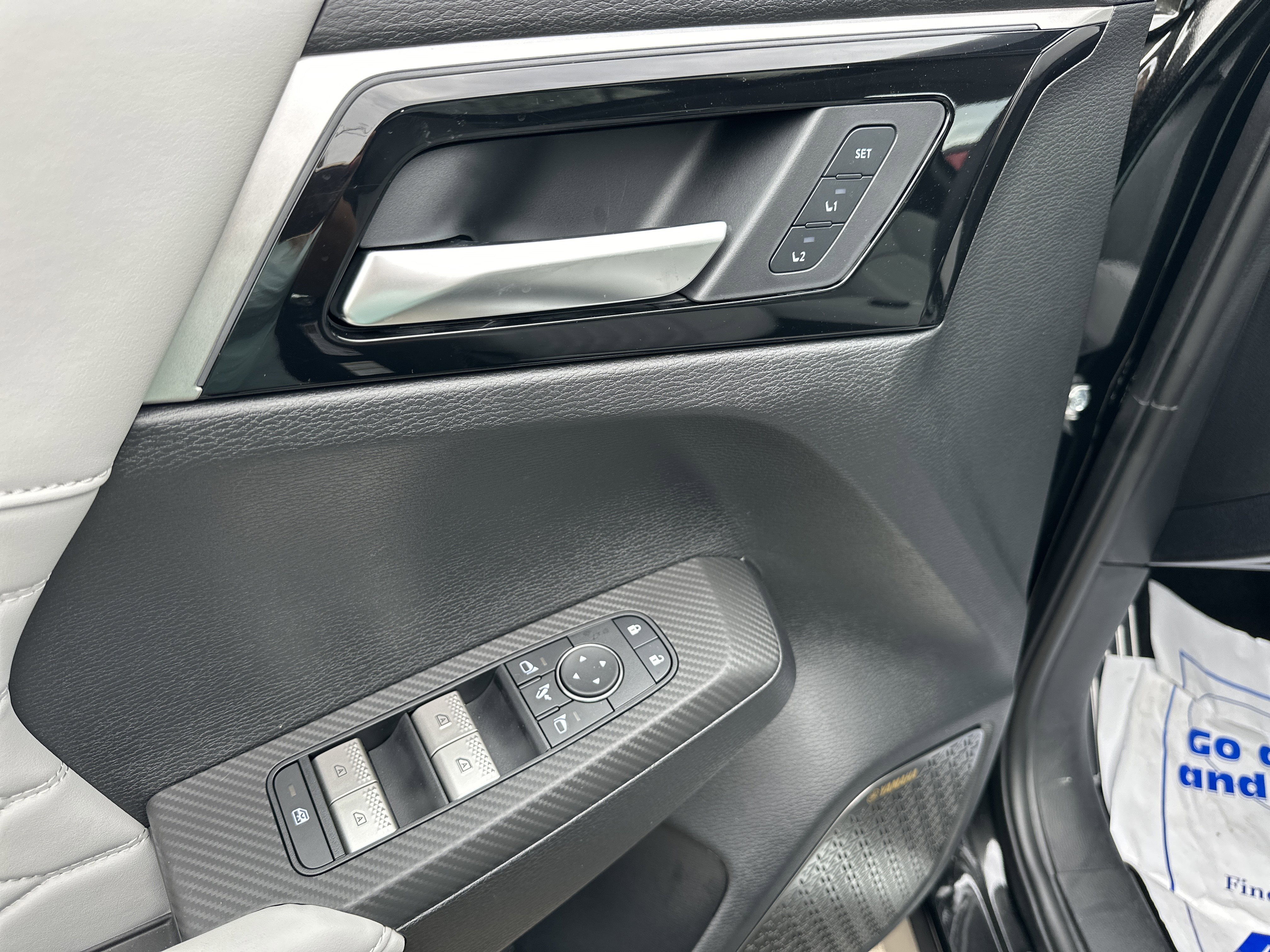 Used 2025 Mitsubishi Outlander AWD image 9