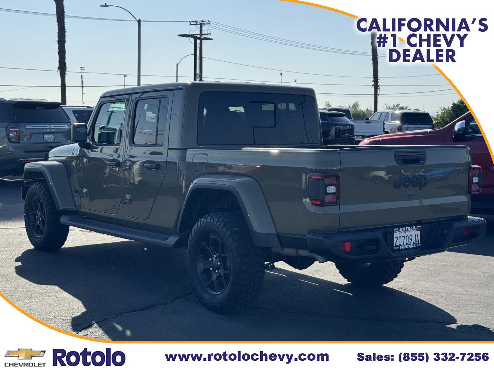 Used 2025 Jeep Gladiator Sport AWD/4WD image 4