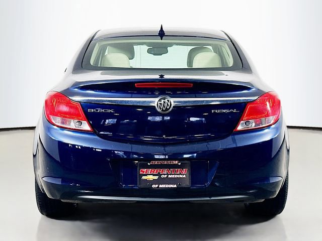 Used 2012 Buick Regal Leather image 7