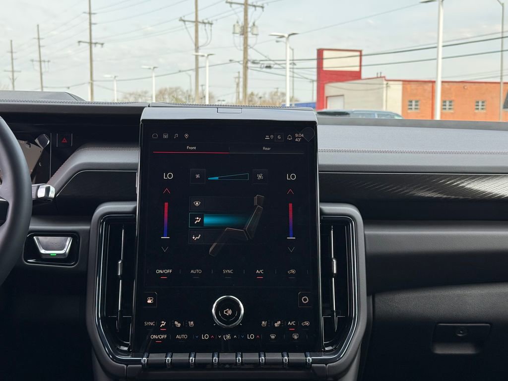 New 2026 GMC Yukon AT4 w/ AT4 Premium Plus Package image 31