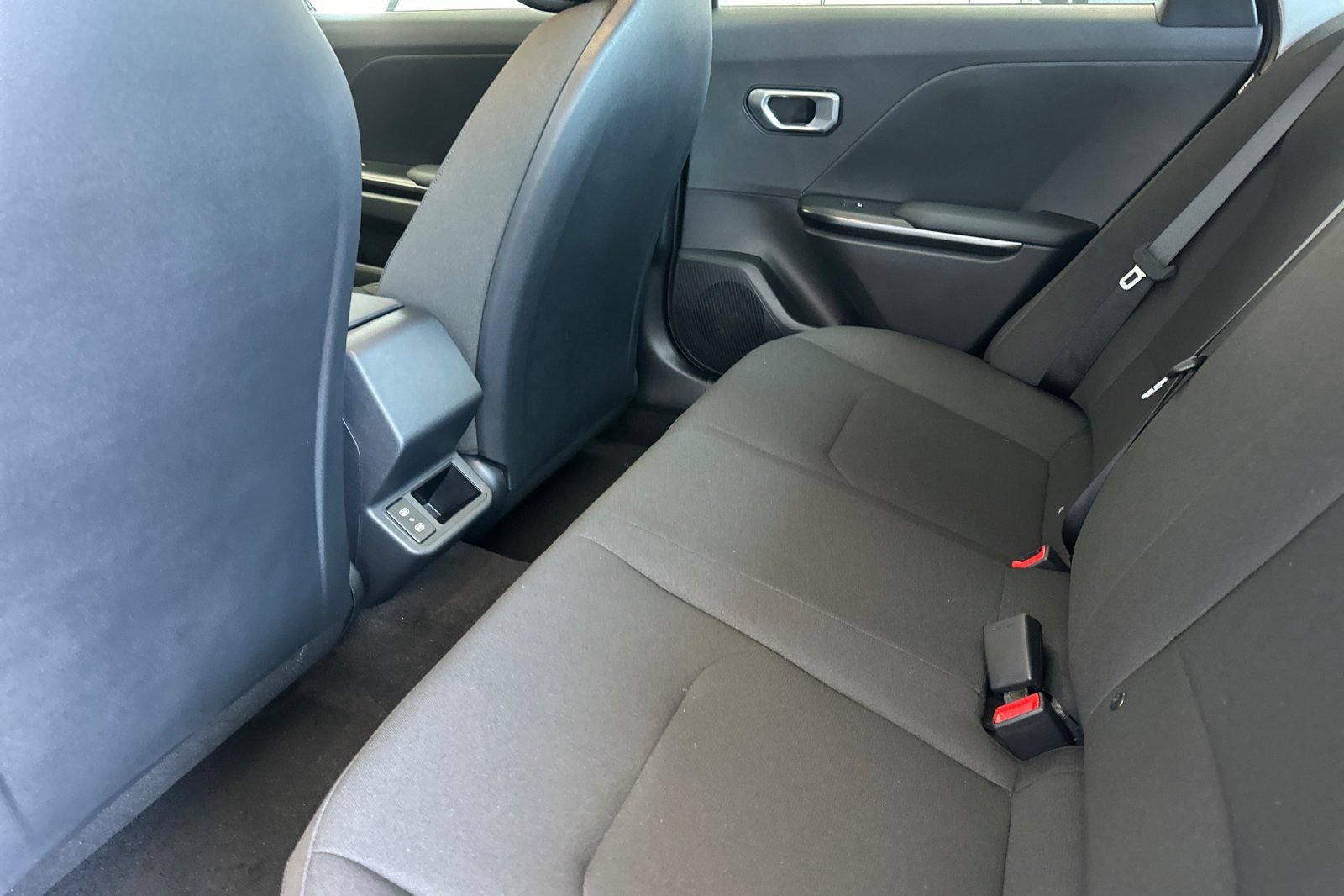 New 2026 Kia K4 FWD image 12
