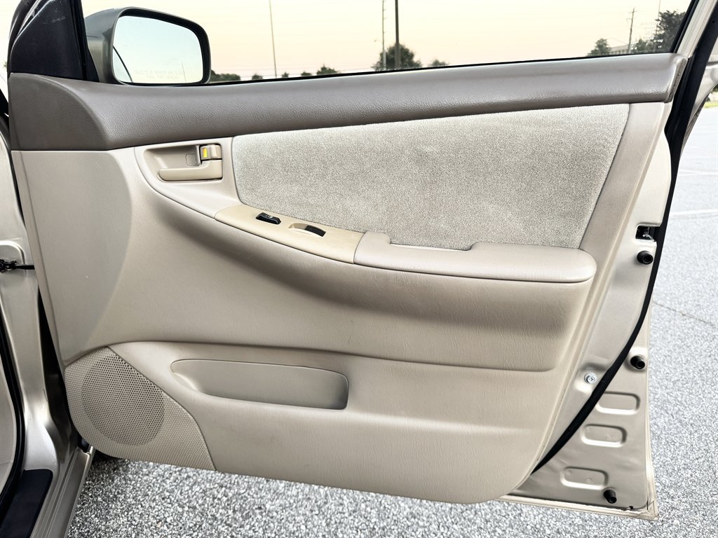 Used 2008 Toyota Corolla CE w/ Extra Value Upgrade Pkg FWD image 65