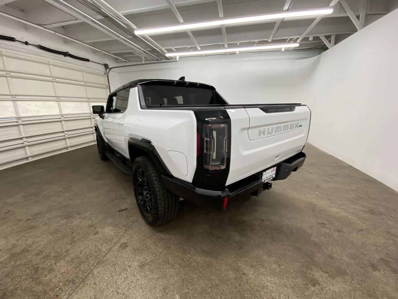 Used 2024 GMC Hummer EV 2X AWD/4WD image 4