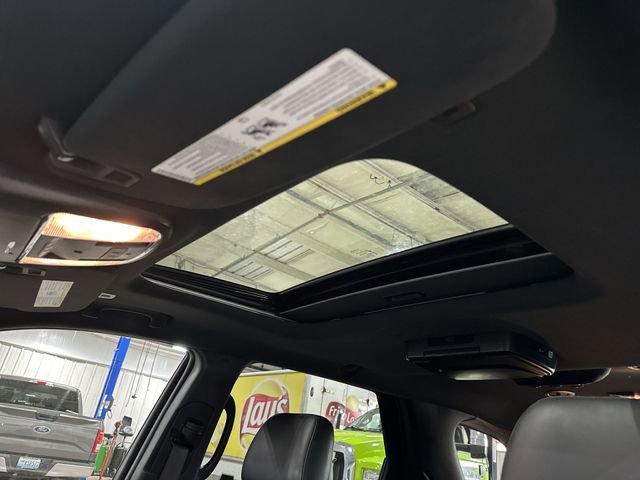 Used 2017 Dodge Durango R/T w/ Trailer Tow Group IV AWD/4WD image 20