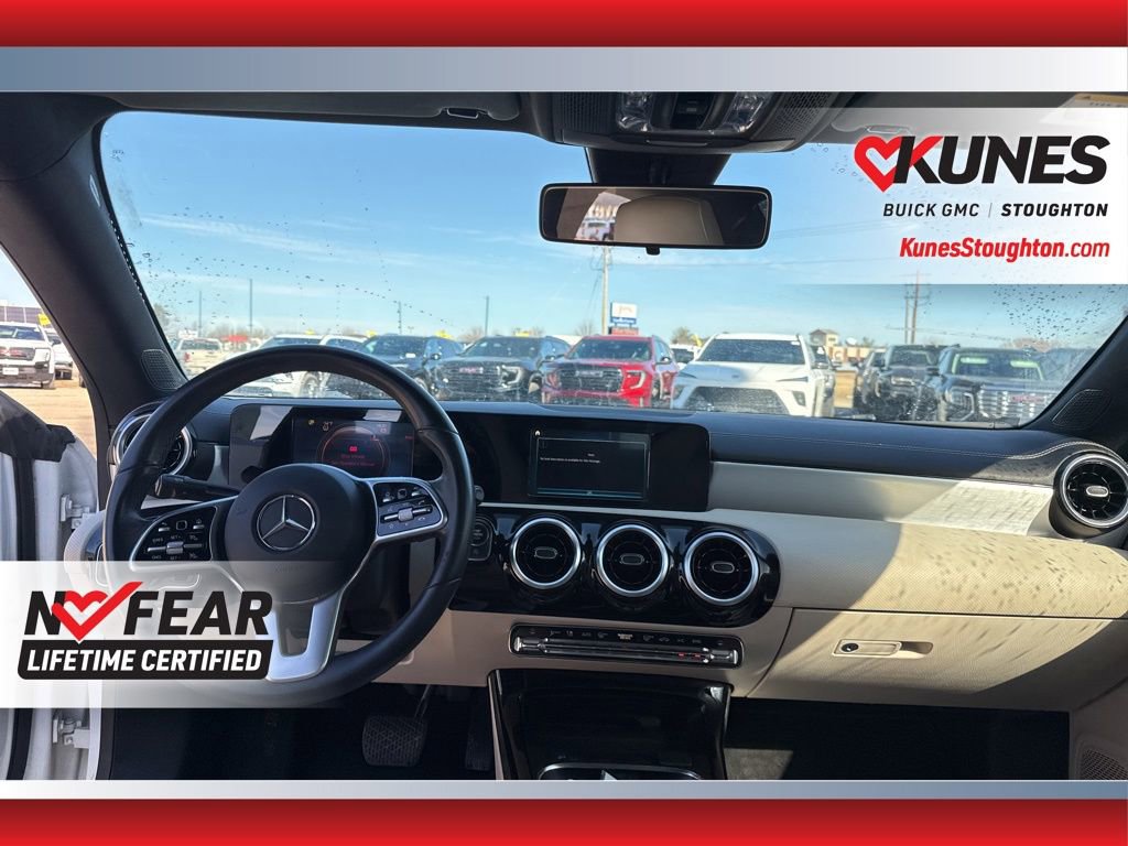 Used 2020 Mercedes-Benz CLA 250 image 39