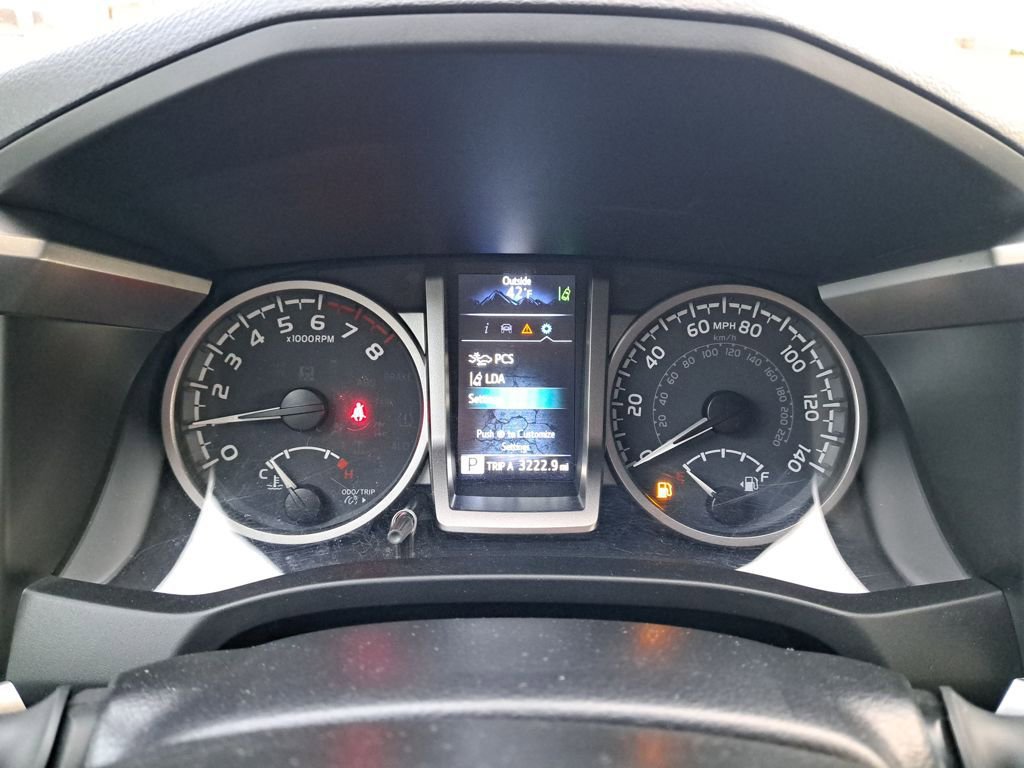 Used 2022 Toyota Tacoma TRD Sport image 23