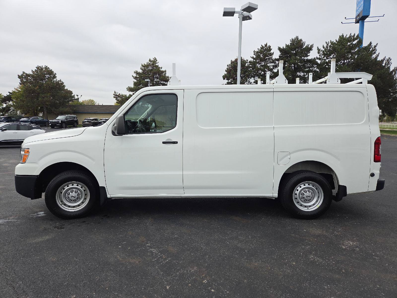 Used 2021 Nissan NV 1500 S RWD image 17