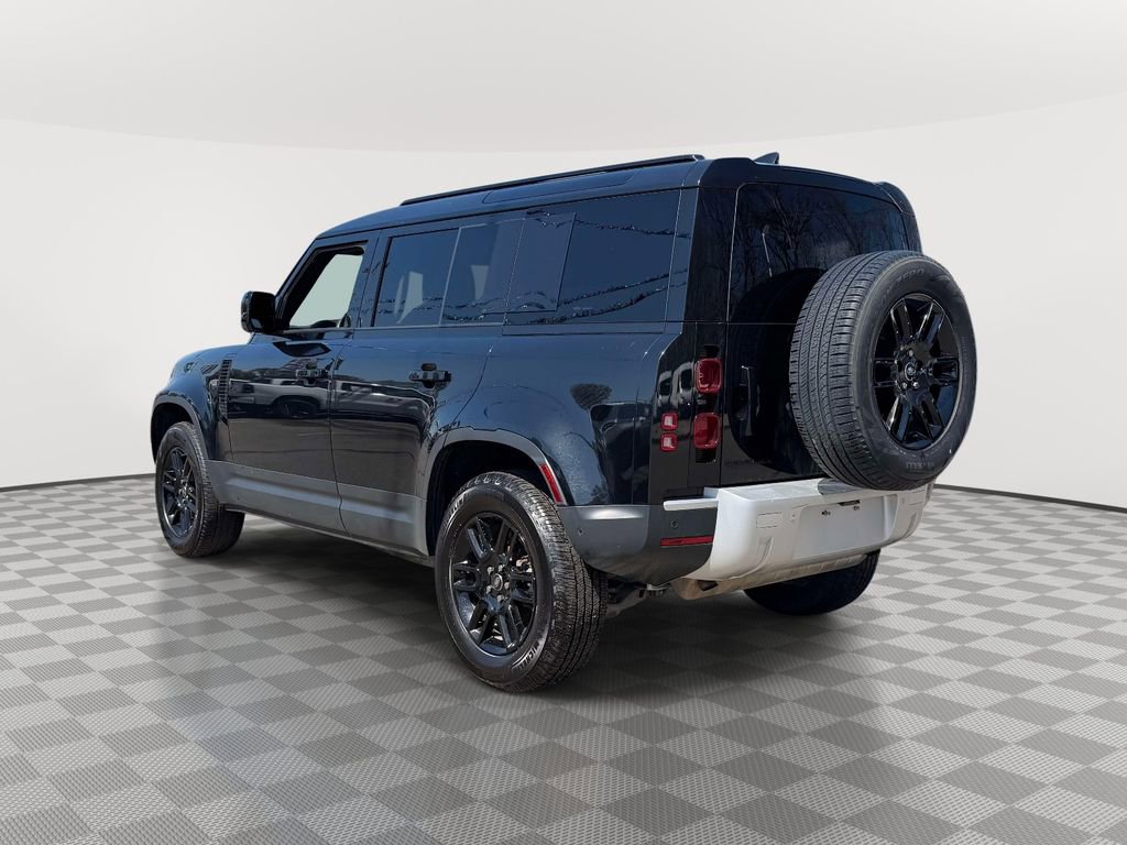 Used 2025 Land Rover Defender 110 S AWD/4WD image 5
