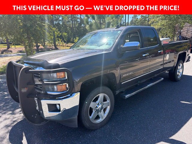 Used 2015 Chevrolet Silverado 2500 LTZ w/ Driver Alert Package AWD/4WD image 4