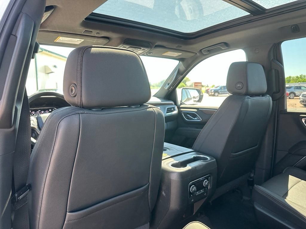 Used 2021 Chevrolet Tahoe High Country w/ Premium Package AWD/4WD image 22