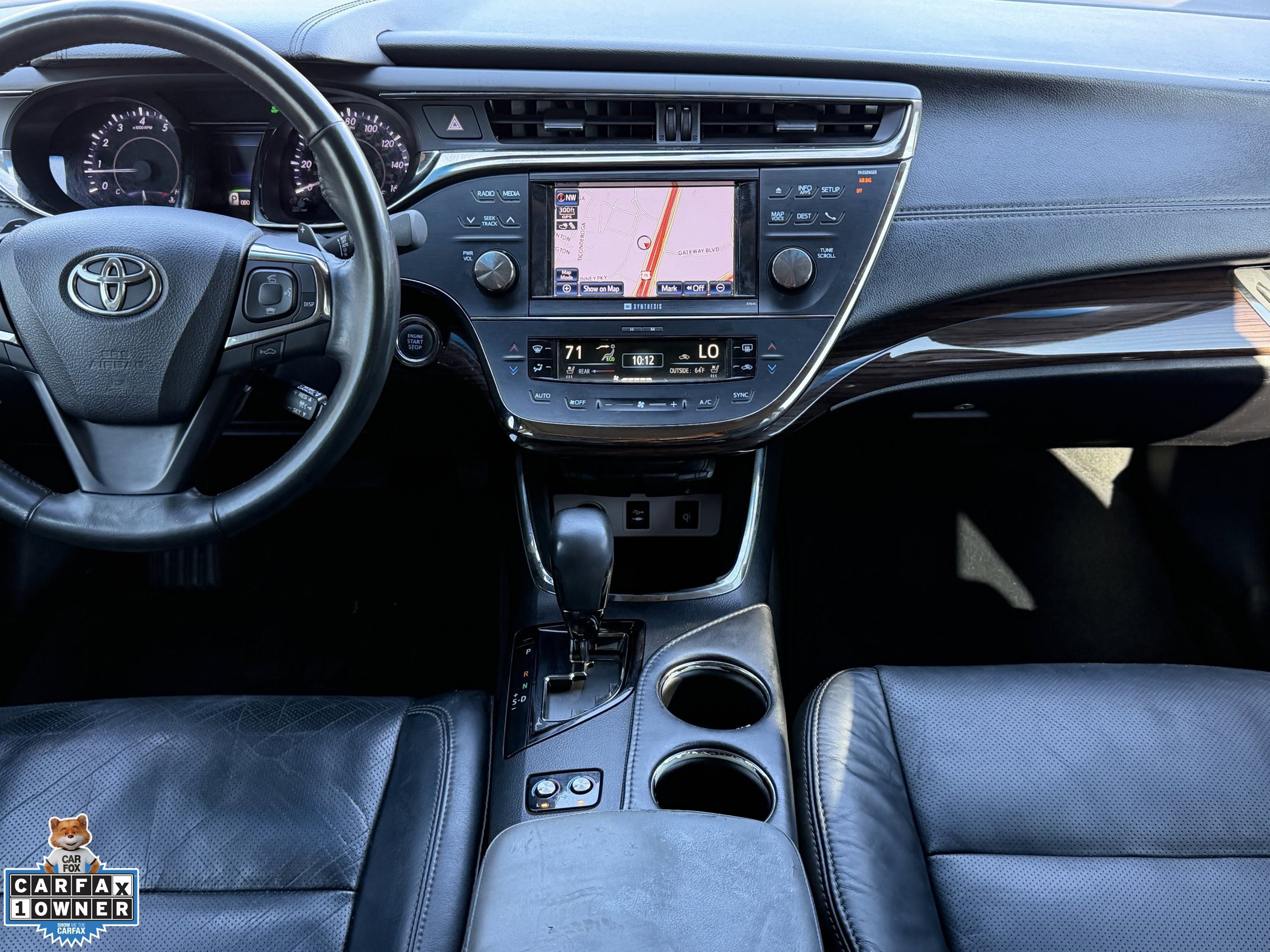 Used 2014 Toyota Avalon Limited w/ Technology Package FWD image 15