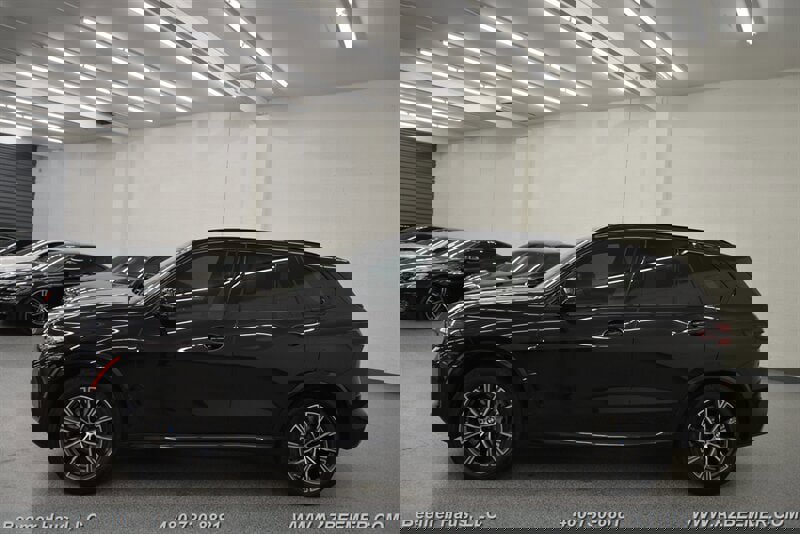 Used 2024 BMW X5 xDrive40i w/ M Sport Package image 4