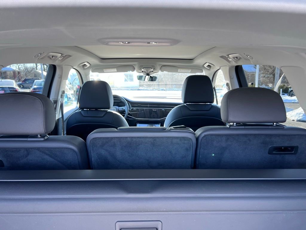 Used 2023 Audi Q7 3.0T Premium Plus w/ Premium Plus Package image 12