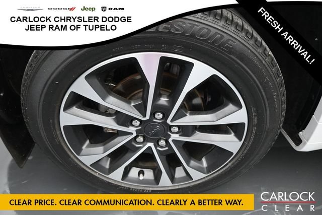 Used 2023 Jeep Grand Cherokee Overland w/ Luxury Tech Group IV AWD/4WD image 44