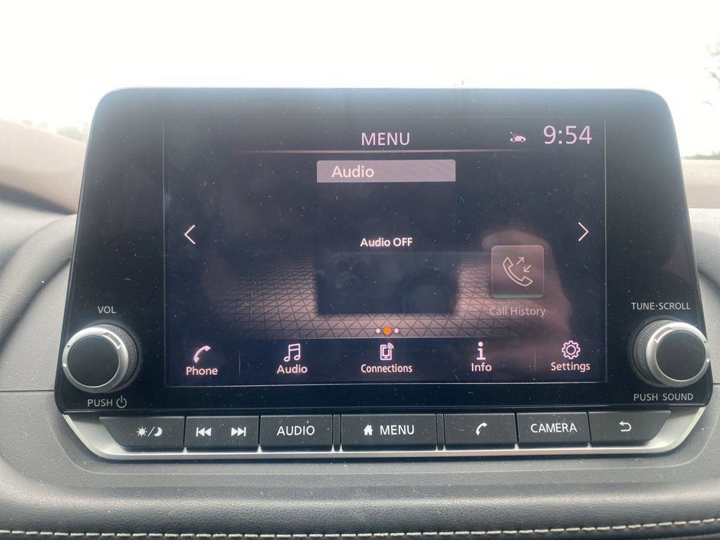 Used 2023 Nissan Rogue SV image 20