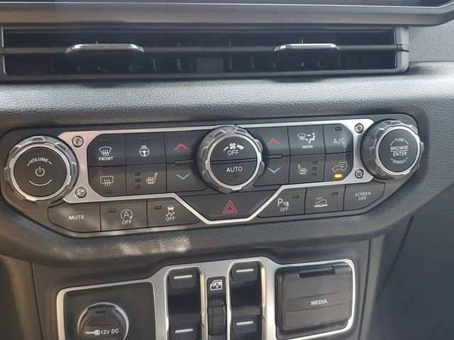 New 2025 Jeep Wrangler Unlimited Sport image 29