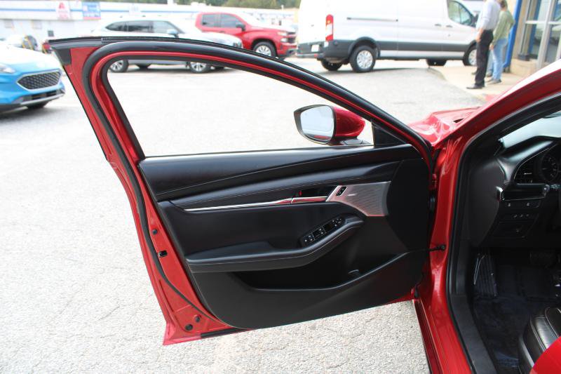 Used 2021 MAZDA MAZDA3 s image 18