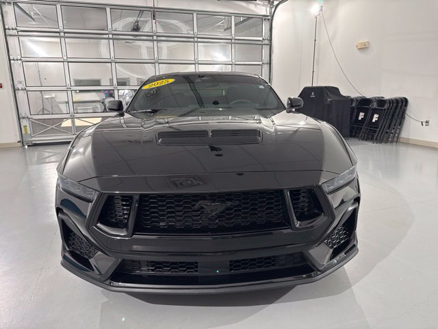Used 2025 Ford Mustang GT Premium RWD image 2