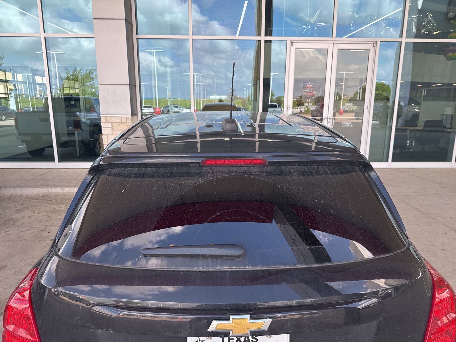 Used 2020 Chevrolet Trax LS w/ Tint and Cruise Package FWD image 14