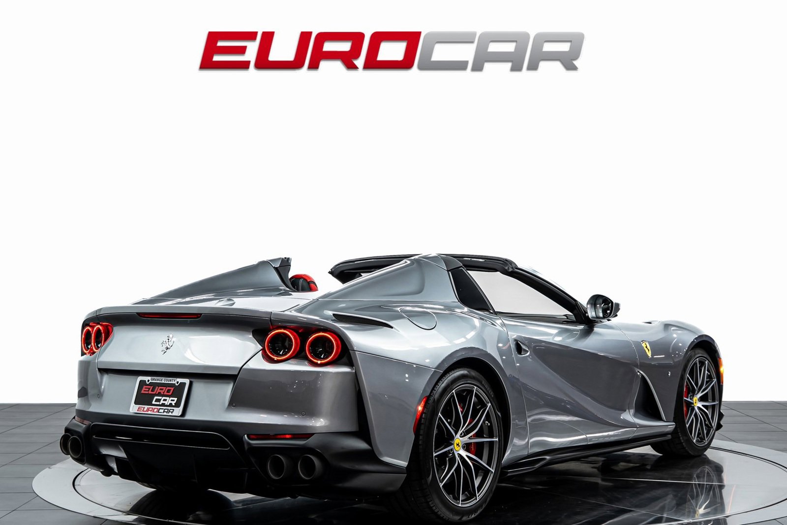 Used 2022 Ferrari 812 GTS image 6