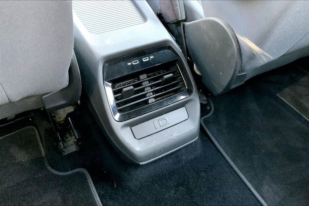 Certified 2021 Volkswagen ID.4 Pro image 29