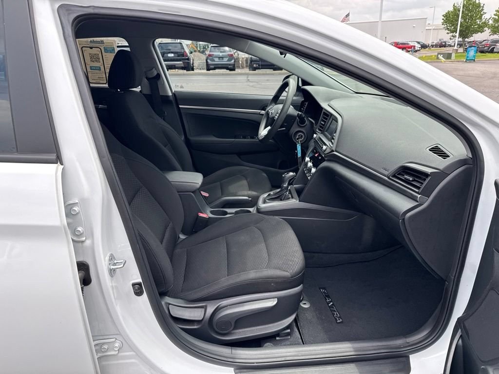 Used 2020 Hyundai Elantra SE w/ Cargo Package (C1) FWD image 37
