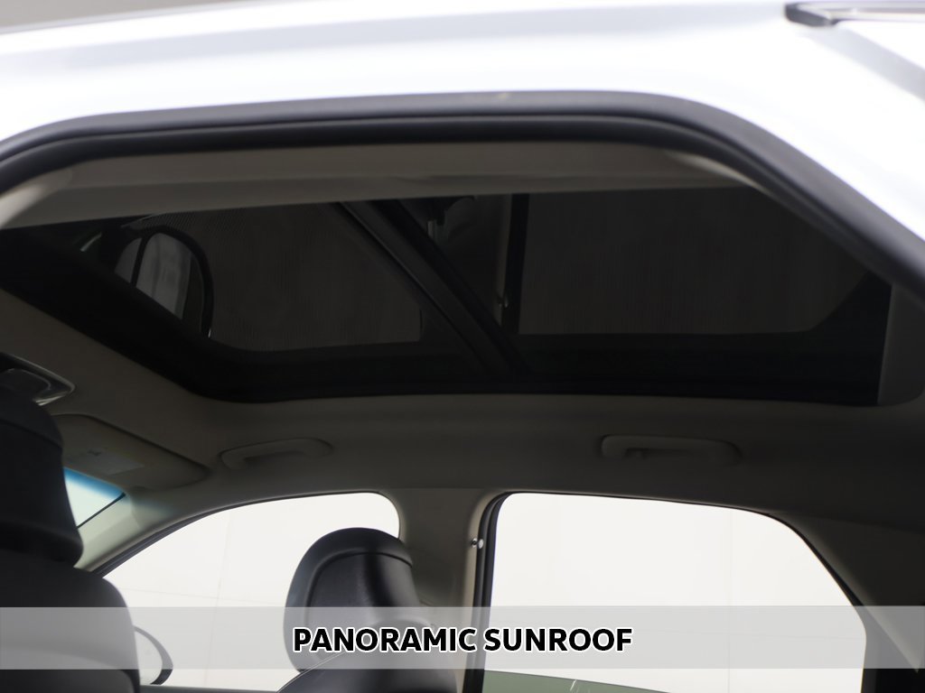 Used 2026 Genesis GV70 2.5T Select image 4