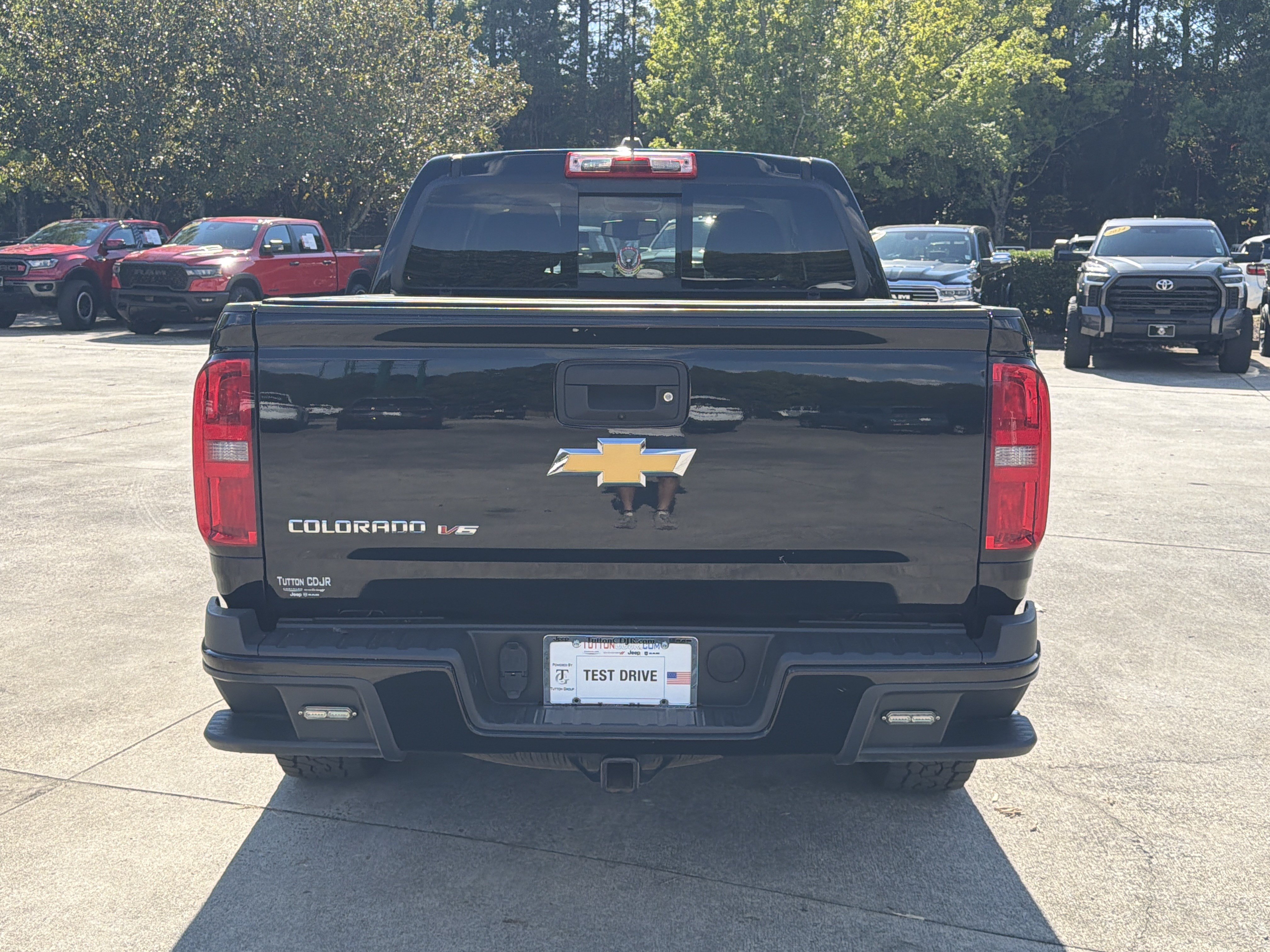 Used 2018 Chevrolet Colorado Z71 AWD/4WD image 6