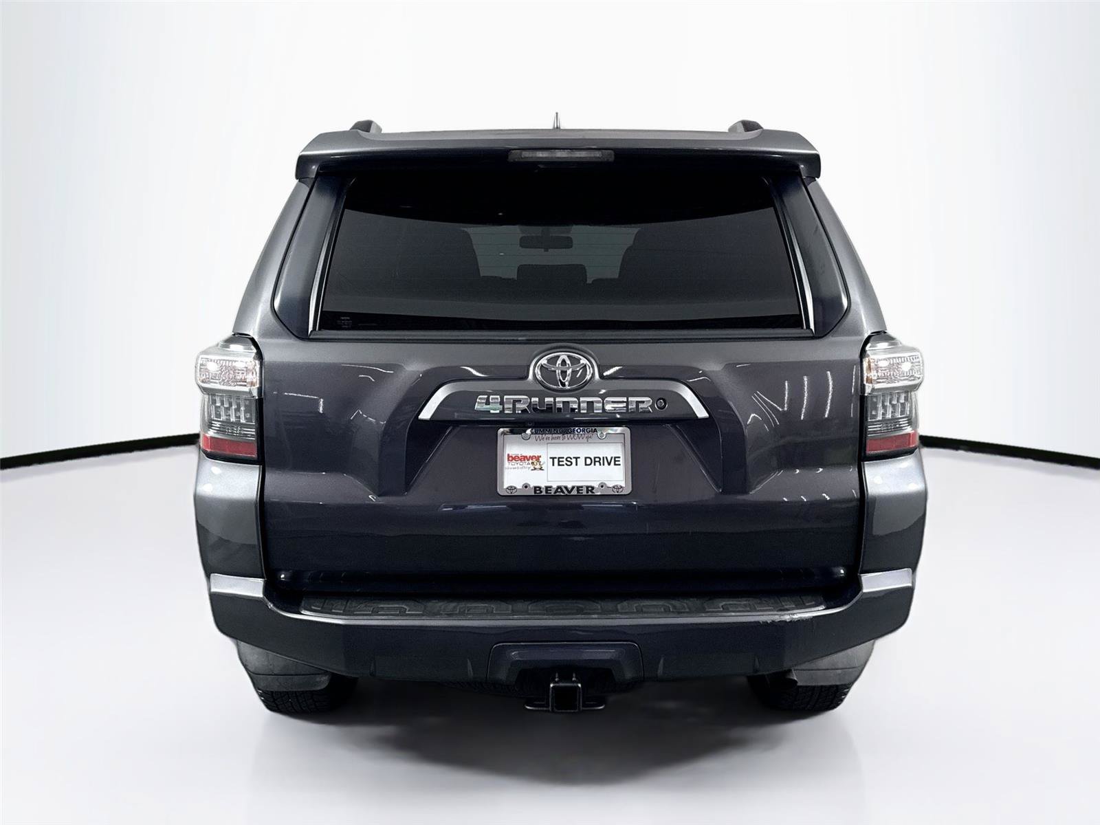 Used 2019 Toyota 4Runner SR5 AWD/4WD image 10