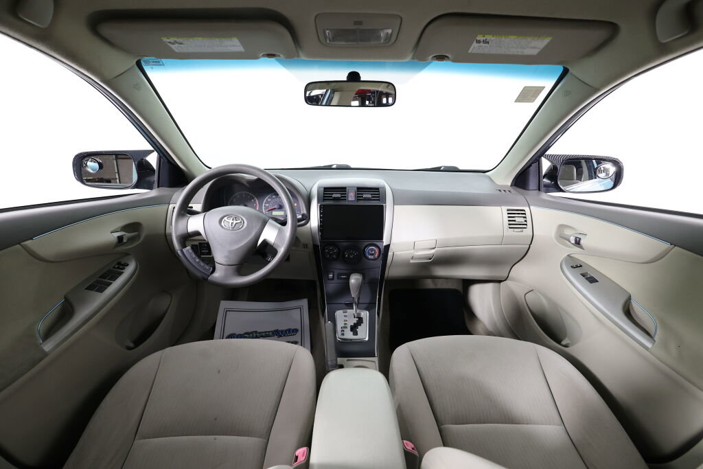 Used 2010 Toyota Corolla LE FWD image 27