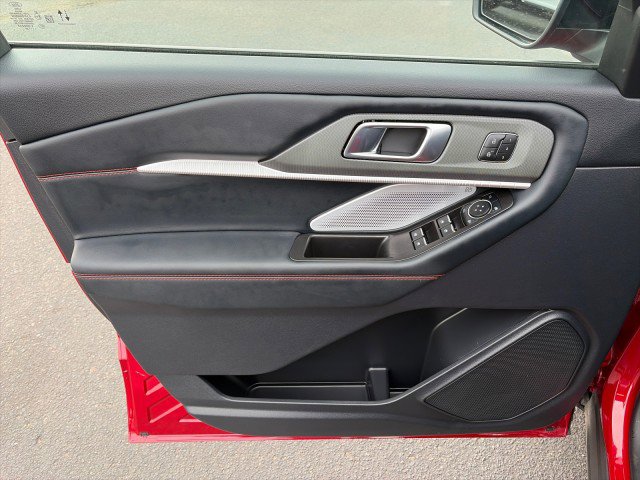 Used 2025 Ford Explorer ST w/ Sun And Sound Package image 12