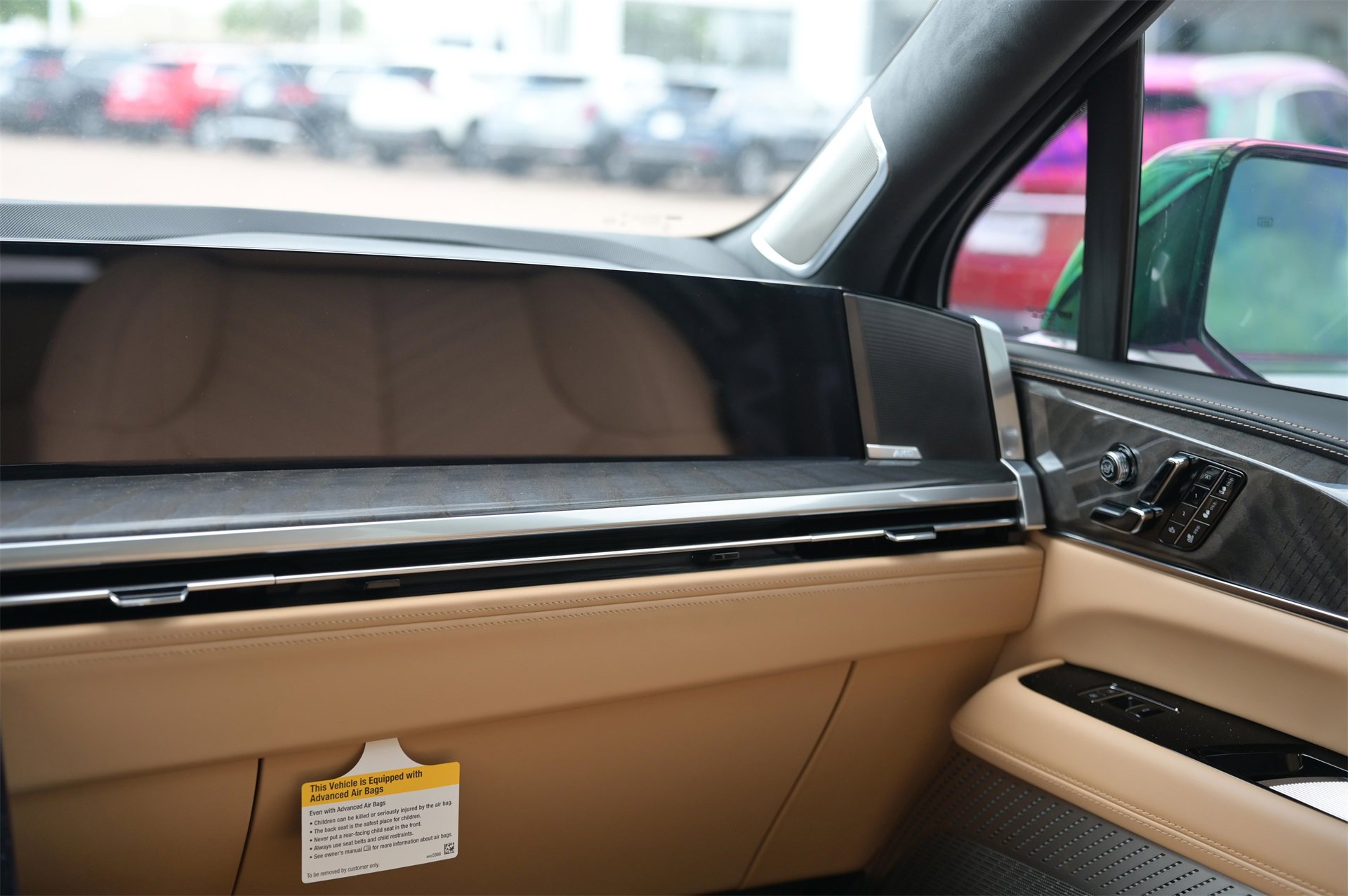 New 2025 Cadillac Escalade IQ Luxury 2 image 9