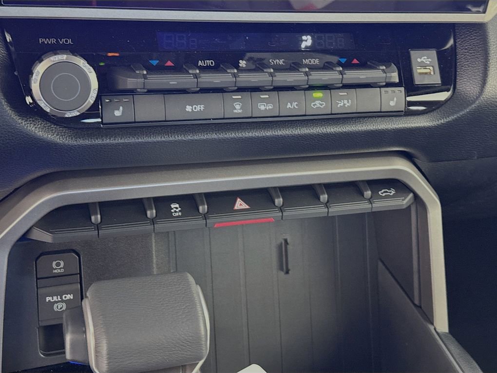 New 2026 Toyota Tundra SR5 AWD/4WD image 19