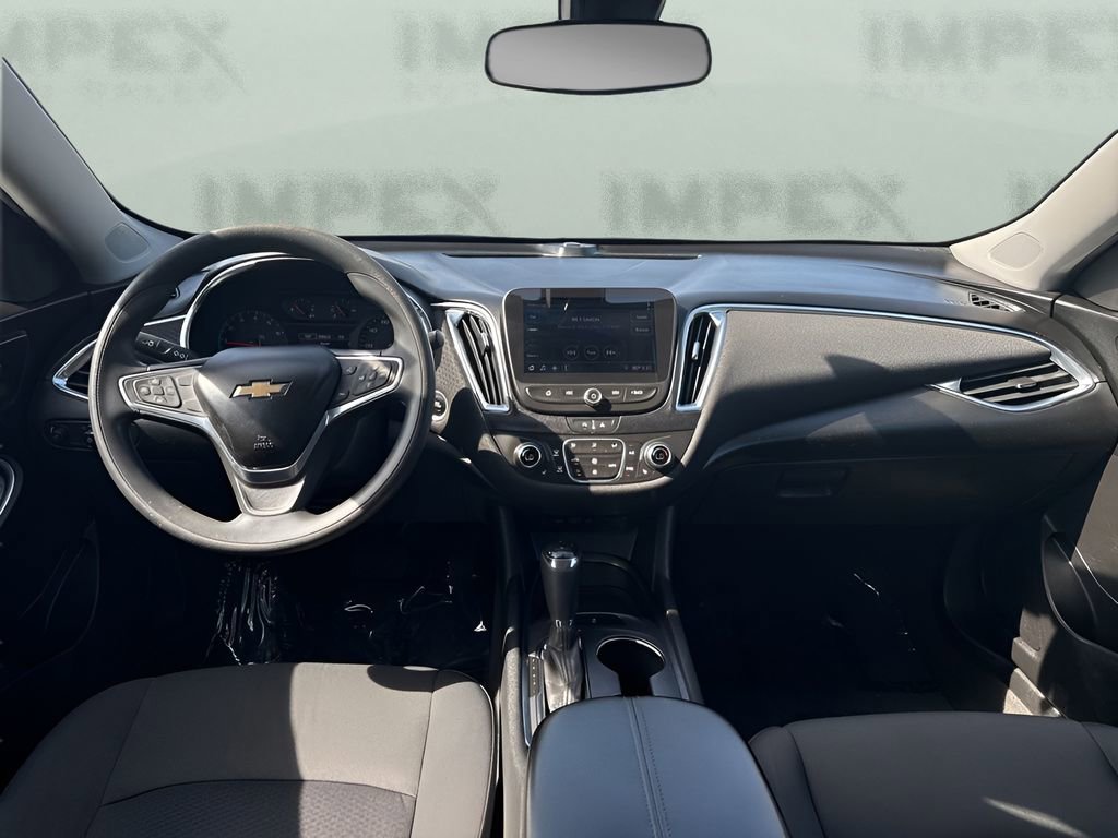 Used 2020 Chevrolet Malibu LT FWD image 13