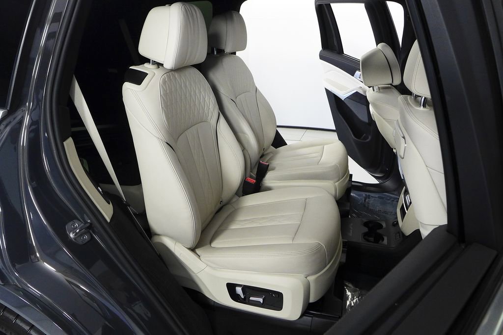 Used 2023 BMW ALPINA XB7 AWD/4WD image 20