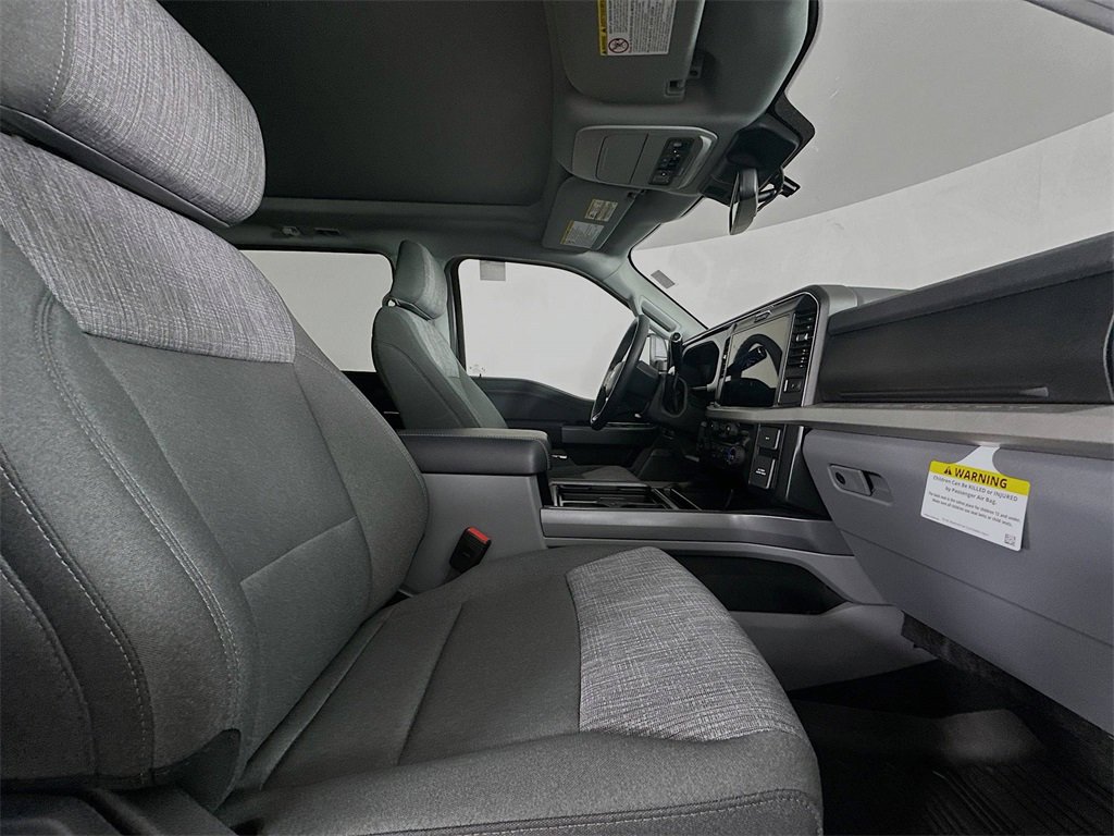 New 2026 Ford F350 XLT w/ XLT Premium Package image 29