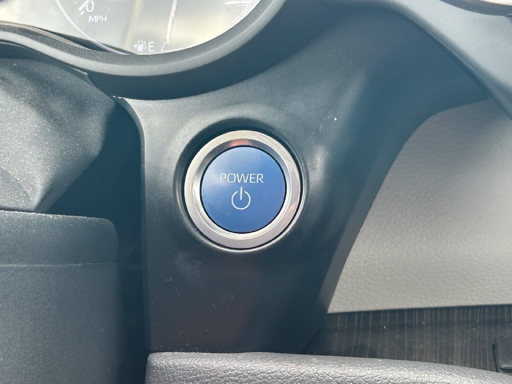Used 2023 Toyota Sienna Limited AWD/4WD image 32