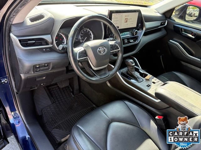 Used 2023 Toyota Highlander XLE FWD image 26