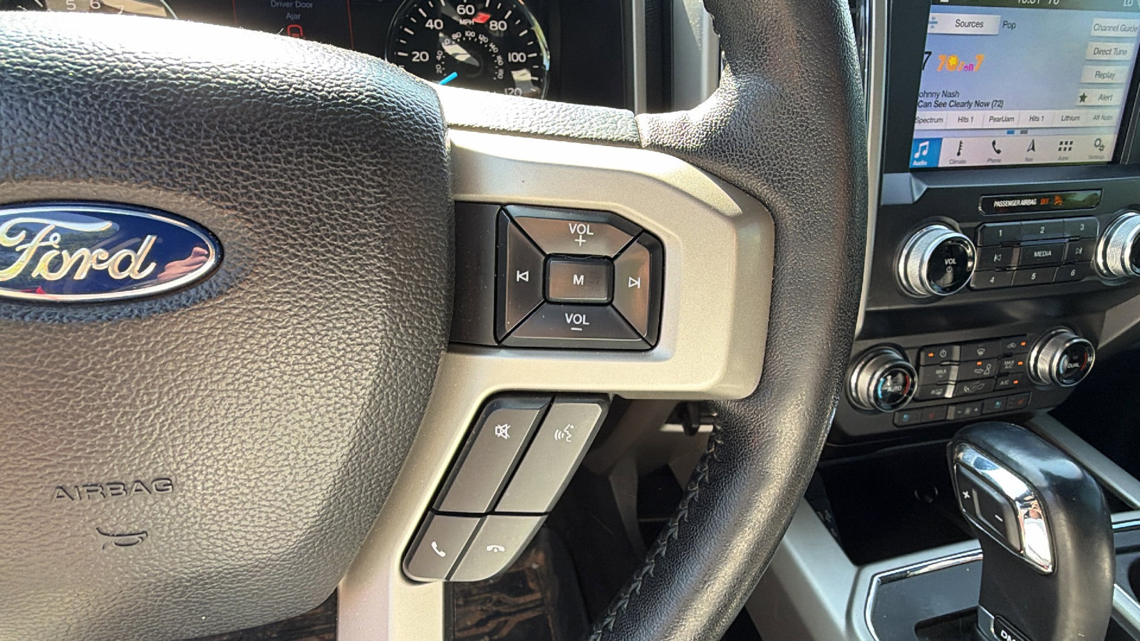Used 2019 Ford F150 Lariat w/ Equipment Group 502A Luxury AWD/4WD image 28