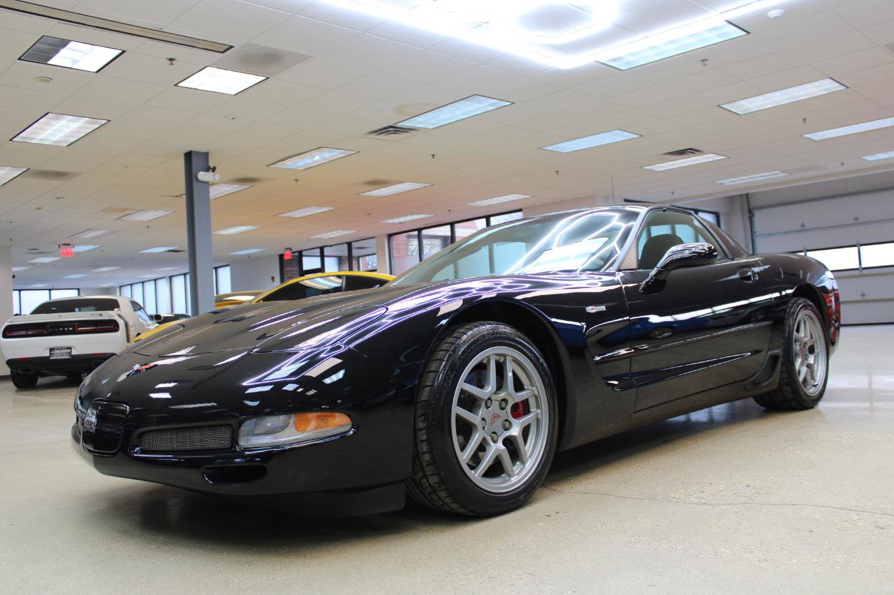 Used 2002 Chevrolet Corvette Z06 w/ Memory Pkg RWD image 19